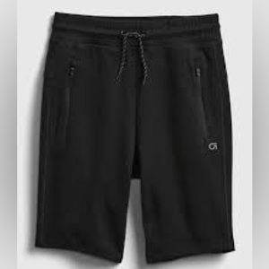 Gap tech fit kids shorts